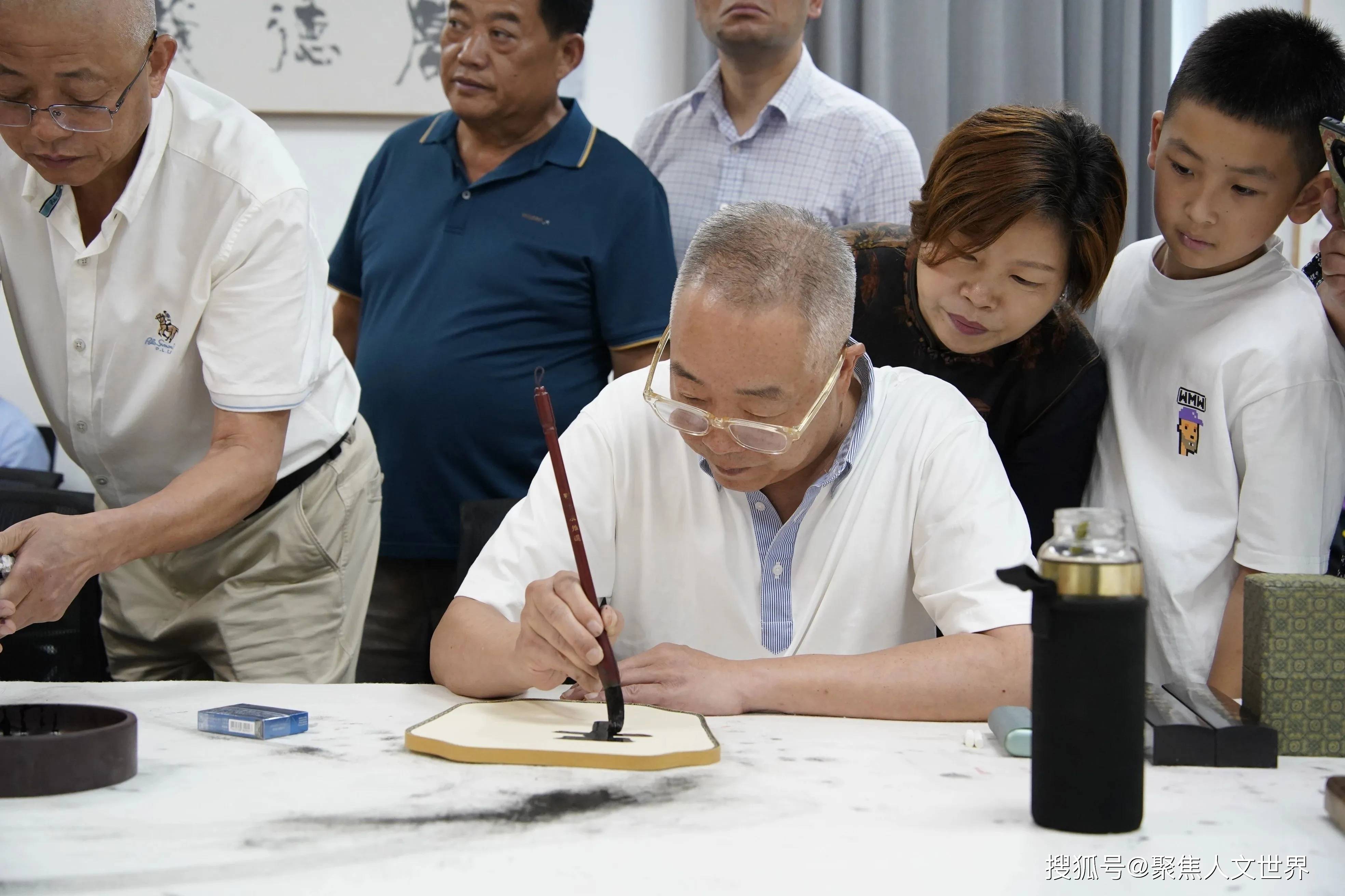 刘洪友博士带您共同创作书法作品笔会活动成功举办_中国字_空间