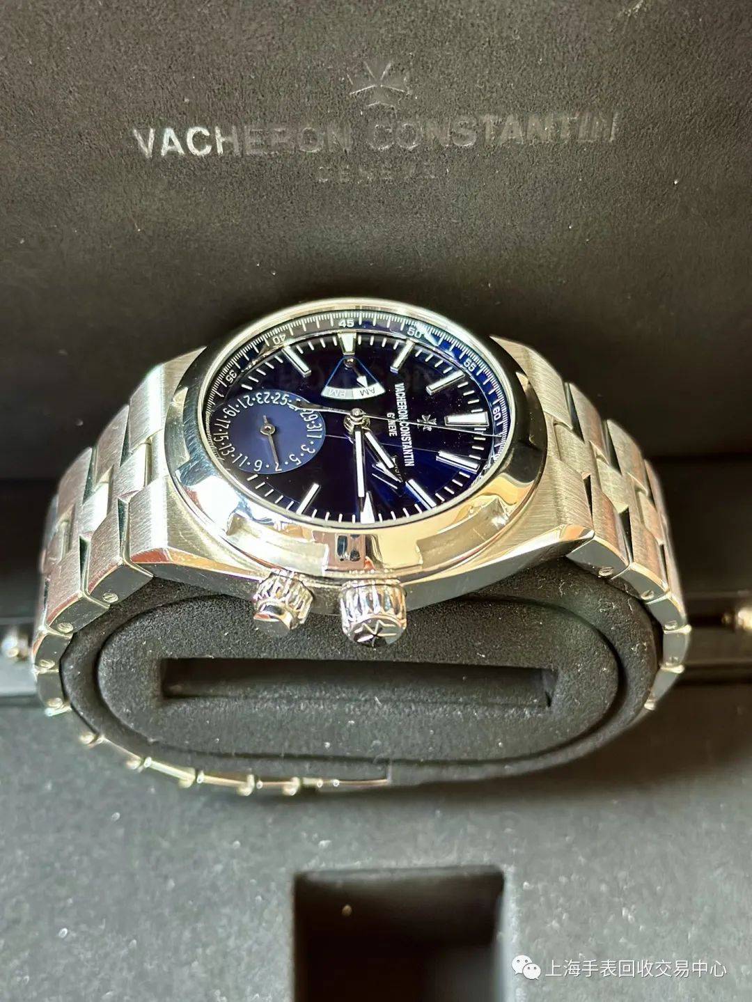 江诗丹顿纵横四海系列7900v/110a-b334腕表 ,蓝面背透机芯 江诗丹顿
