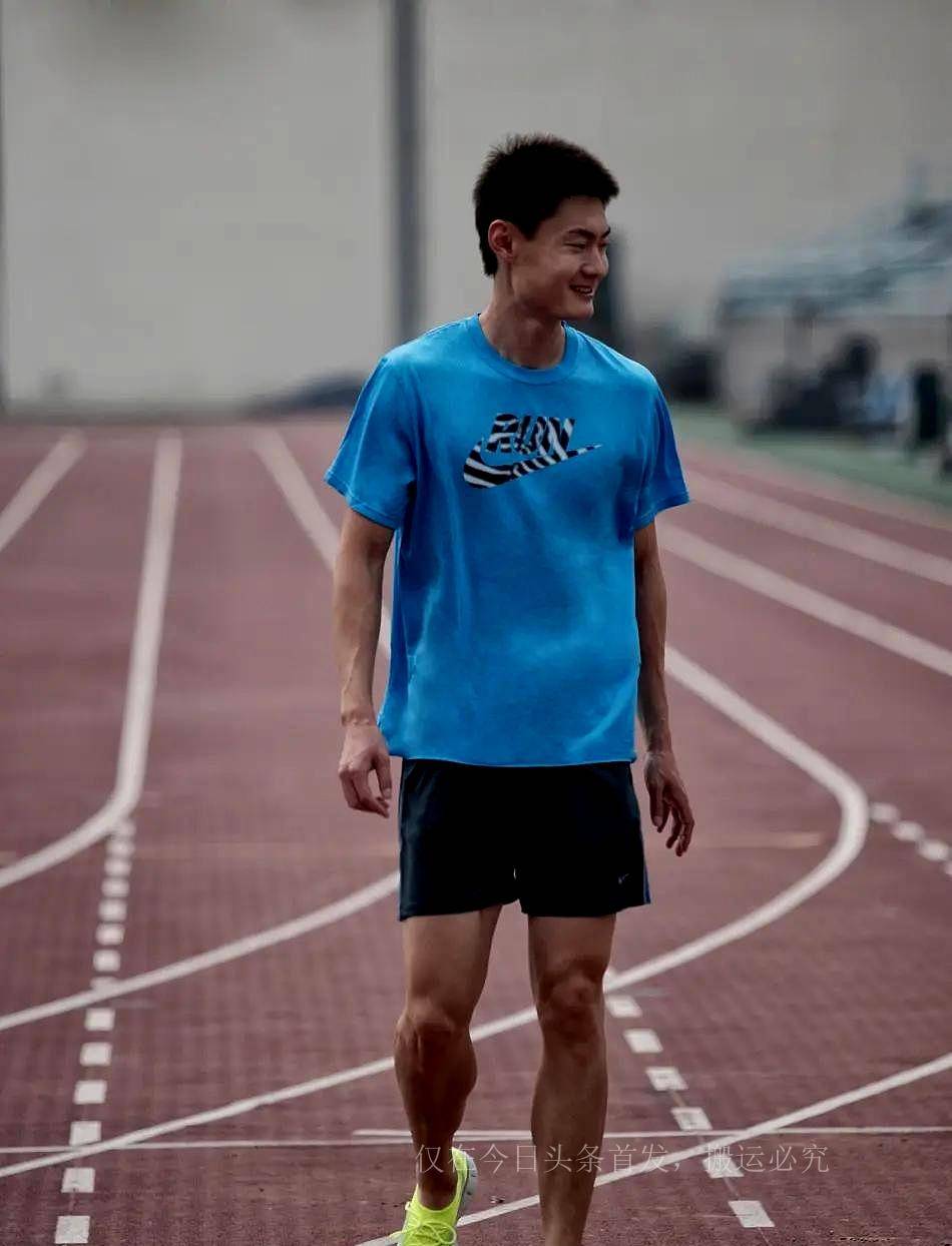 张培萌:曾跑得比苏炳添还快,却因不忠和家暴走向不一样的人生_全国