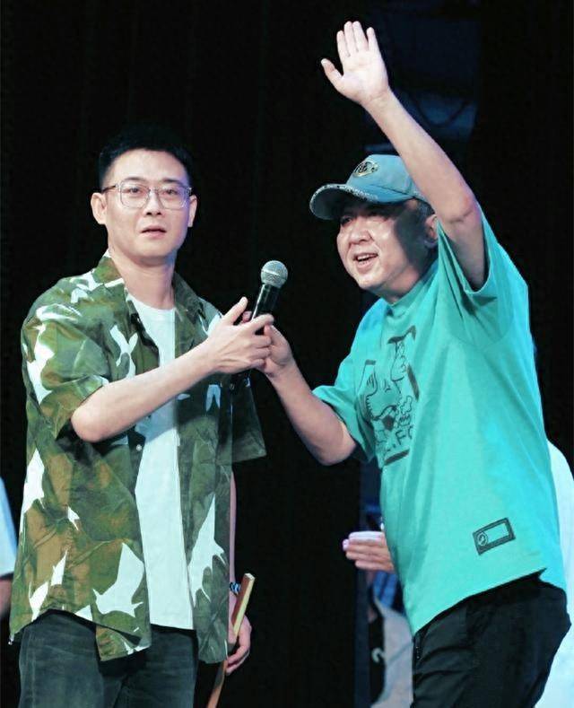 德云社副总栾云平发文,却被网友调侃,评论区留言属实逗乐_郭德纲_观众