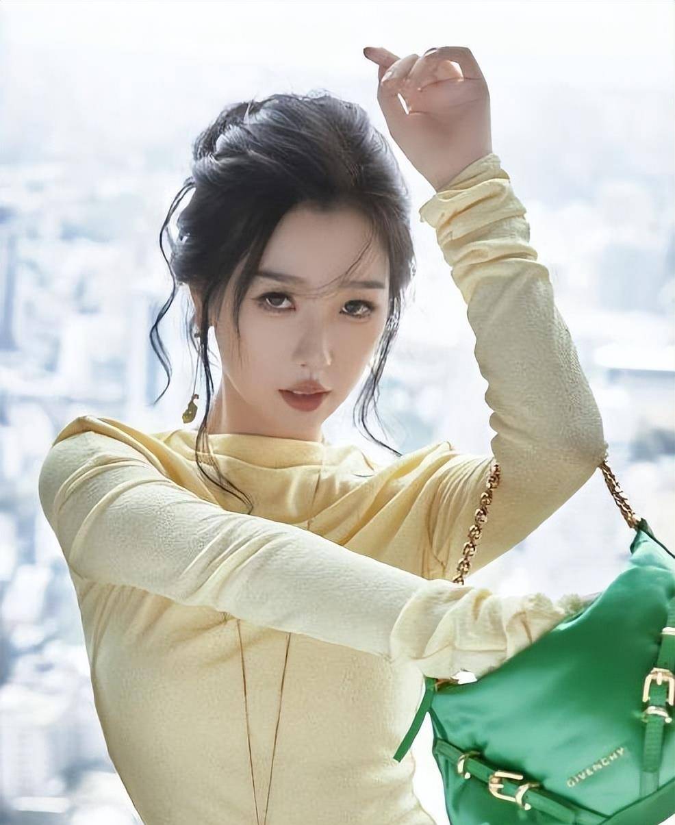 虞书欣新剧路透:生图法令纹明显嘴部凸出,被嘲"照骗"_照片_显得_原著