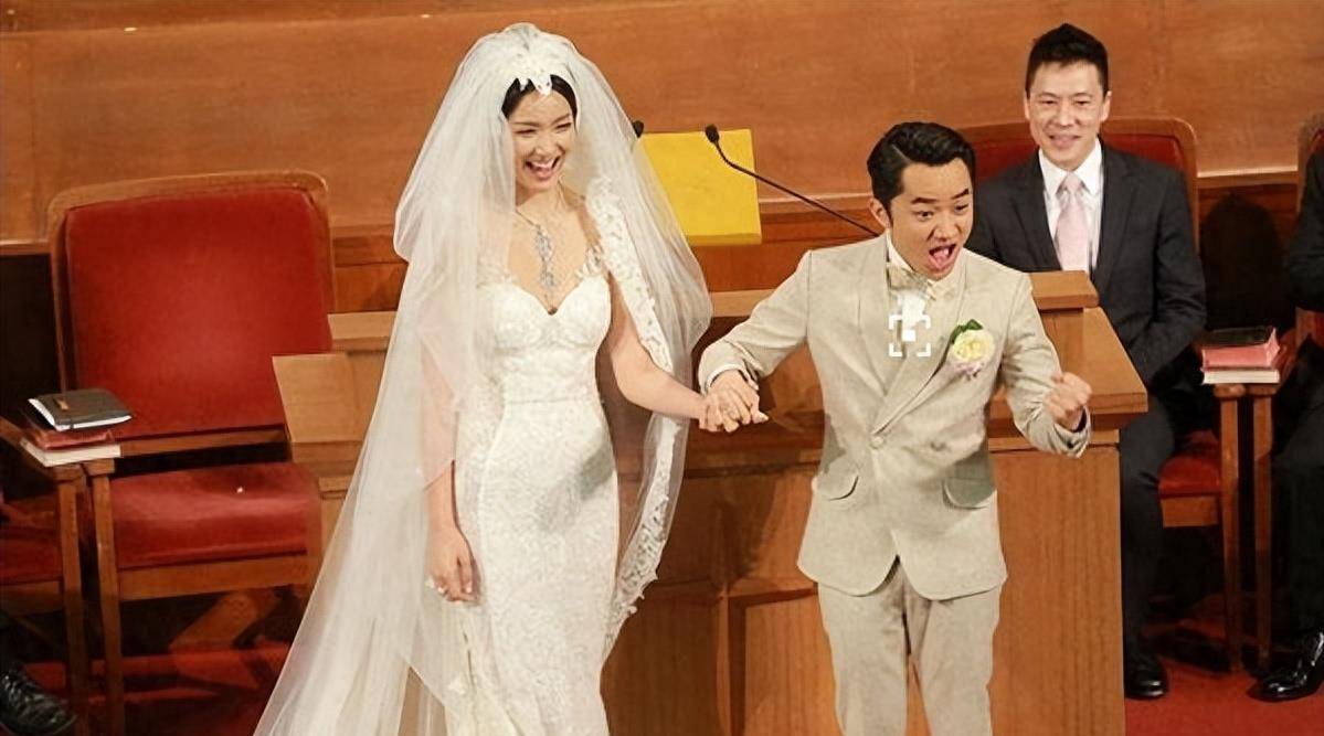 王艳结婚现场图片图片