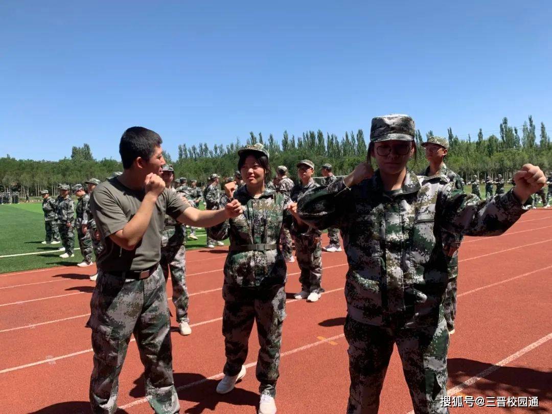 太原市第十九中学校2023级高一新生国防教育军训纪实_生活_高中_青春