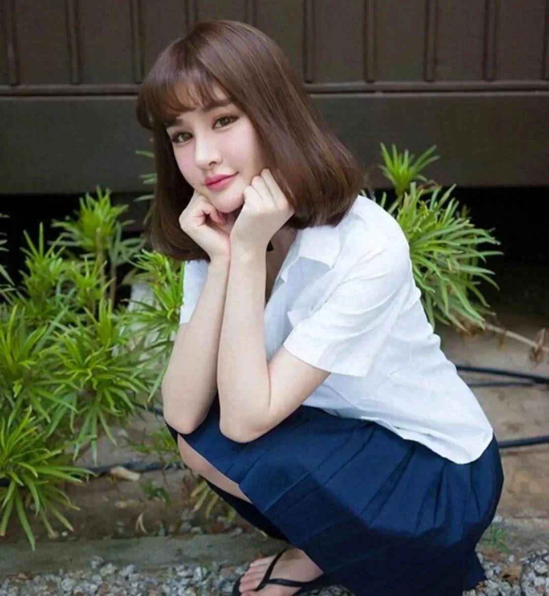 时尚迷人模特张张经典美照,欢迎朋友们欣赏(2)_照片_体重_身高