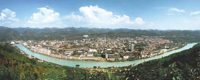 金樽酒厂——酱香酒的传承者与传播者_酿酒_茅台镇_传统