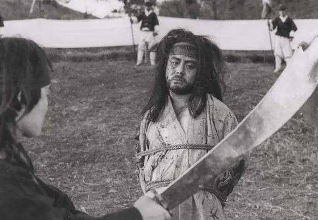 清朝最后一位被凌迟处死的罪犯,大骂慈禧,行刑时却一声没吭_康小八