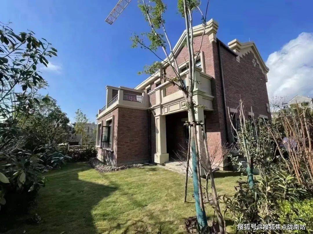 崇明岛大爱城 售楼处电话丨崇明岛大爱城丨24小时热线丨售楼部地址丨户型_配套_区域_规划