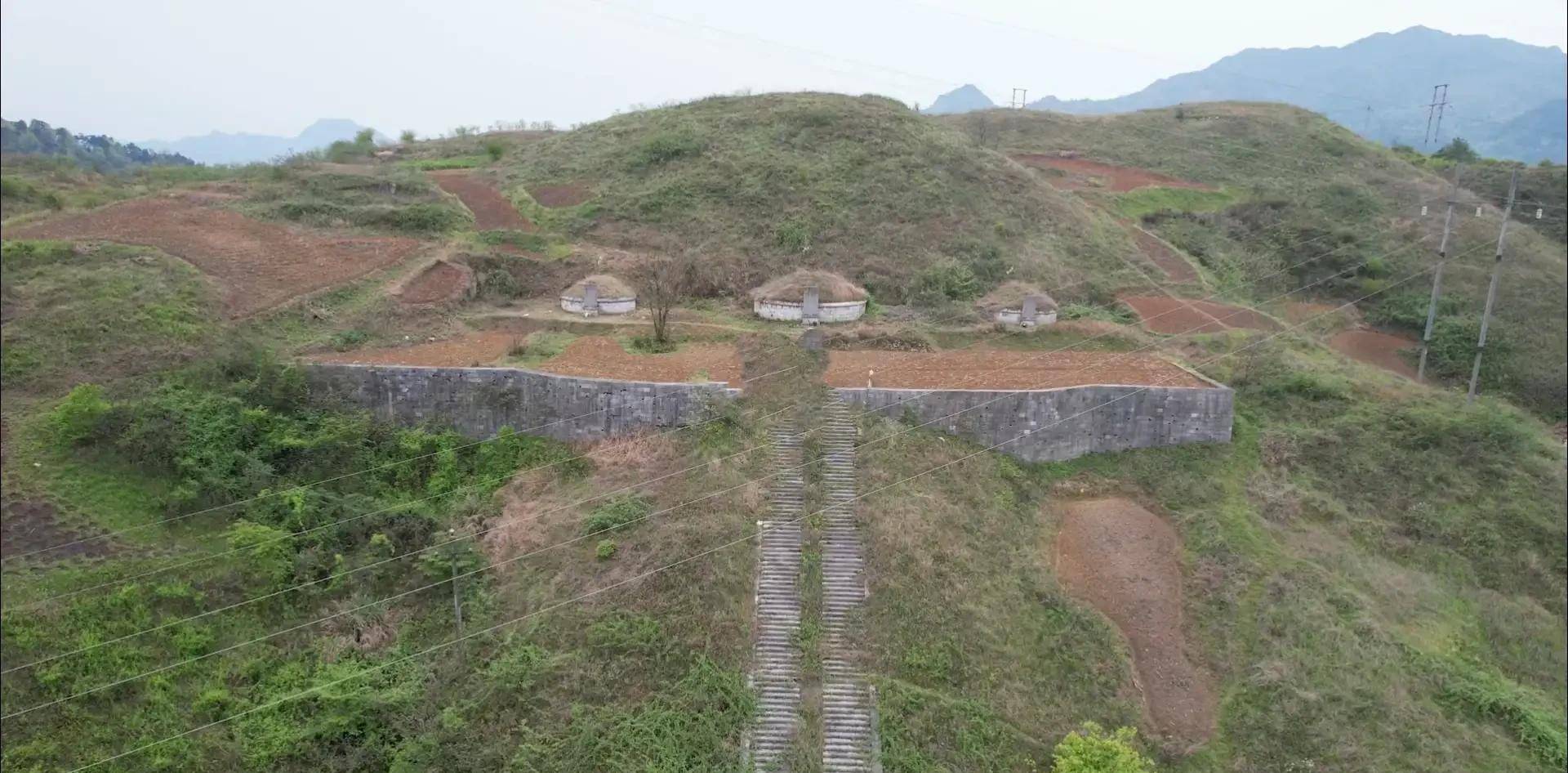 葬于贵州都匀的皇帝陵,是明朝的最后一位帝王,可惜下场悲催_永历_扶纲