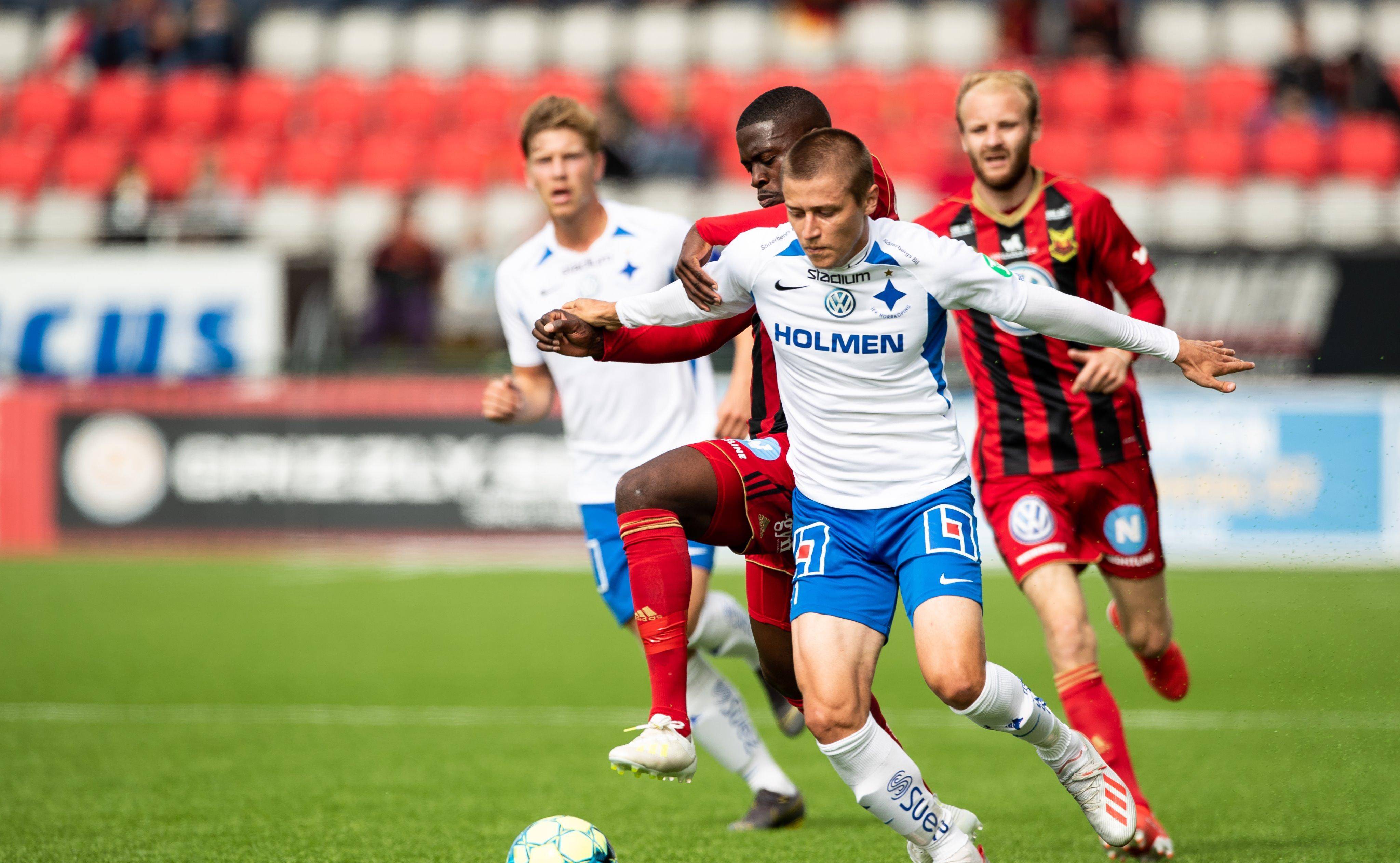 在21-22赛季的欧会杯中有过相遇,赫根在主场2-0取胜,而回到阿伯丁主场