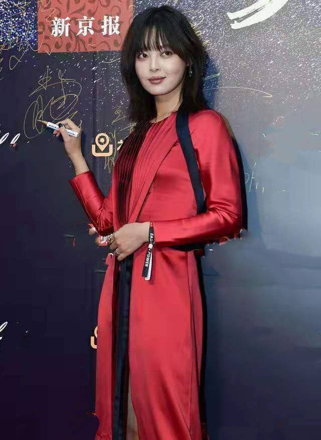 辛芷蕾换新发型像胖20斤,脸又胖又圆大变样_感觉_救援_彭于晏