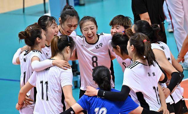 辽宁女排负于云南女排,爆出全锦赛最大冷门,这才知道赵勇有多难_吉田