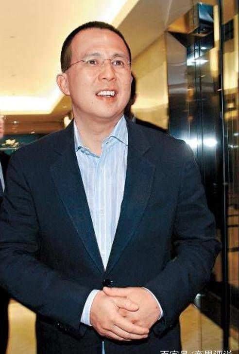 汕头大学,他从小却要自己打工赚零花钱,52岁仍未婚_李泽楷_李嘉诚_李