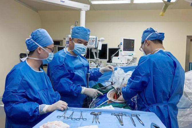 全国首例:广东省人民医院胰腺中心成功采用纳秒刀治疗晚期胰腺癌_肿瘤