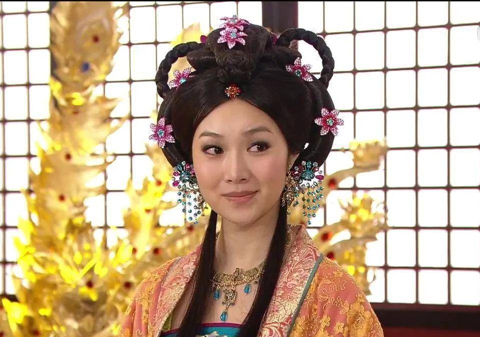 告别黄有龙,情归周晓东,港姐叶翠翠的豪门逐爱记_孩子_什么_自律