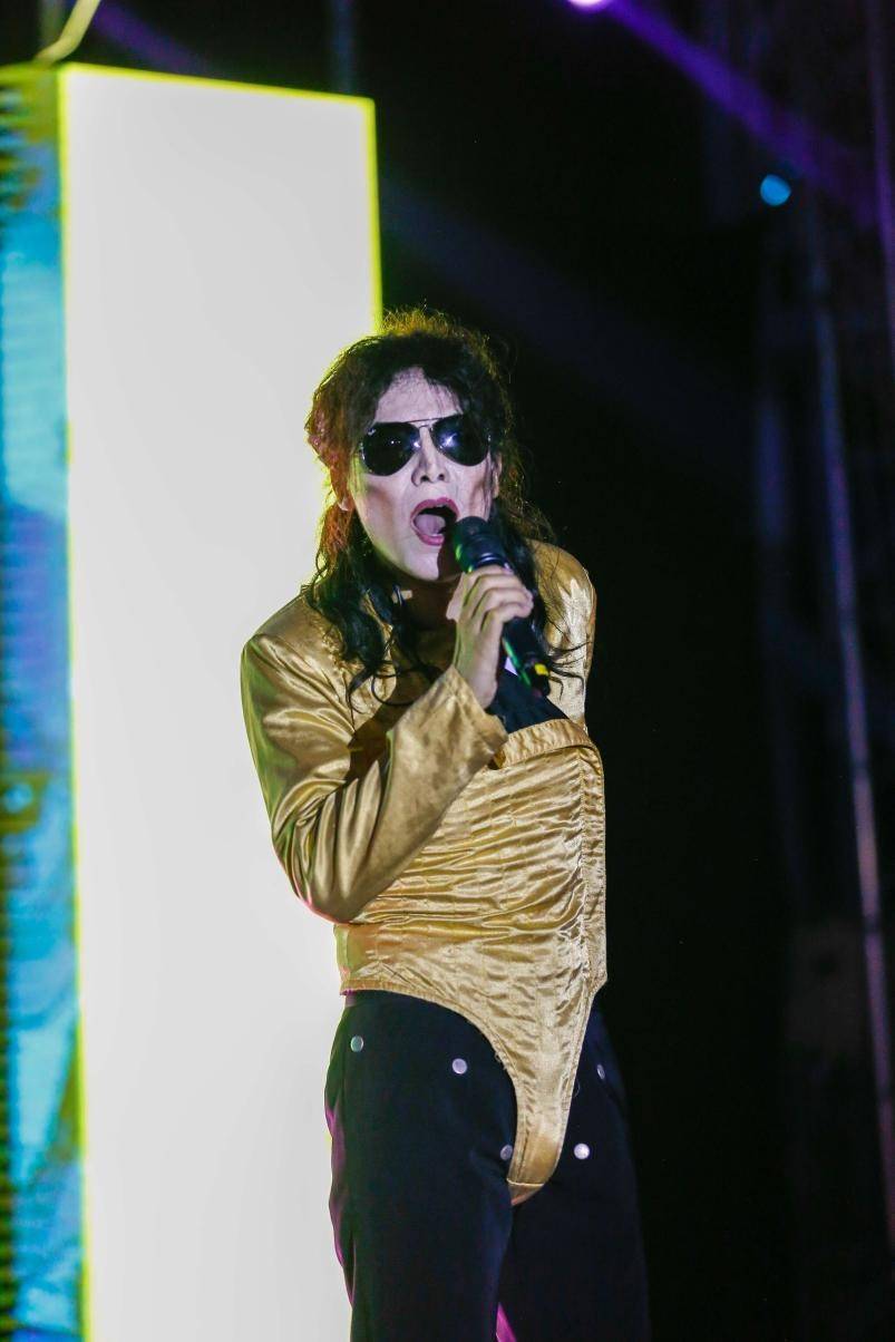 王杰克逊火爆全球,2023年再次受邀到新加坡,马来西亚,柬埔寨皇室演出