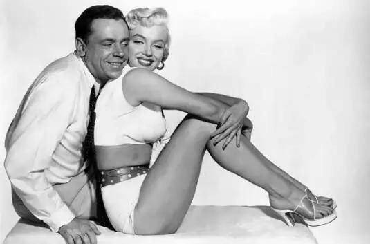 历史上"最大"悬案之一,玛丽莲梦露之死,别以为仅仅是个意外_肯尼迪