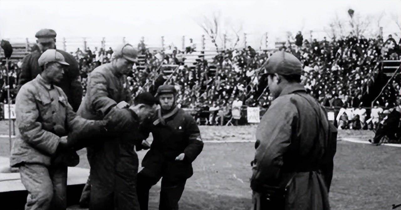 1952年,刘青山贪污171亿旧币被判死刑,13年后儿子考上清华不敢去