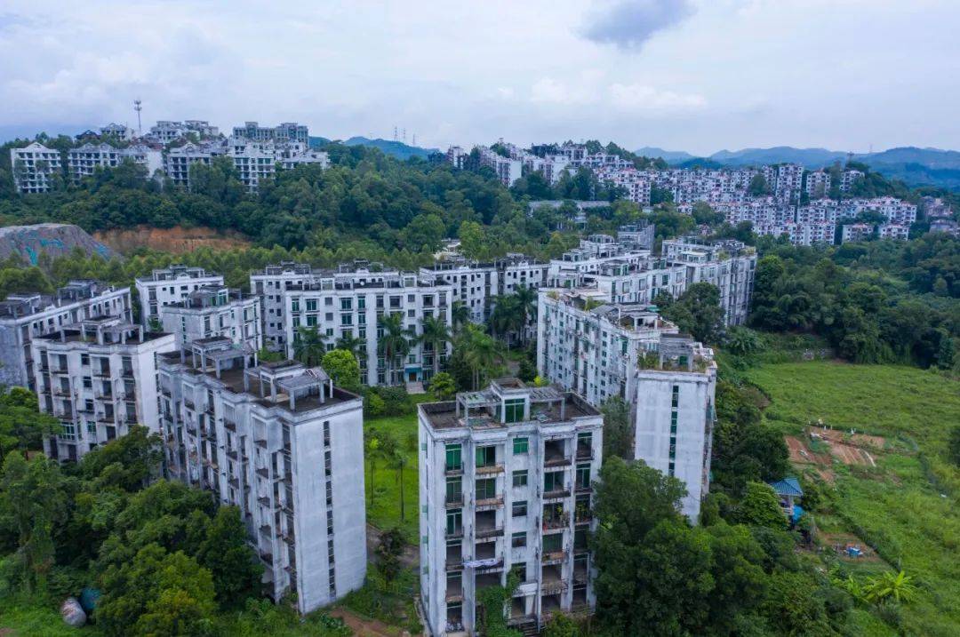 澳洲山庄9月拍卖!广州最大烂尾盘又迎曙光_房屋_业主_资产