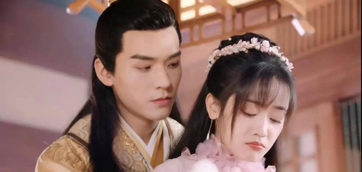 龚俊郑湫泓携手原班人马回归《绝世千金2》,甜蜜撒糖,高甜依旧_林洛