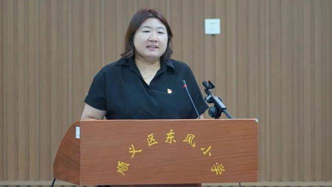 本届论坛活动由建新校区承办,集团党政办公室主任李阳阳主持.