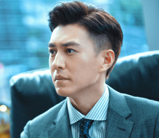 靳东和60岁的大妈恋爱了?"全国搞抖音的人都知