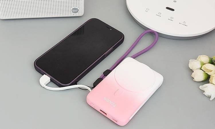 轻装上阵,完美解决带数据线的麻烦:sanag塞那K60无线磁吸充电宝