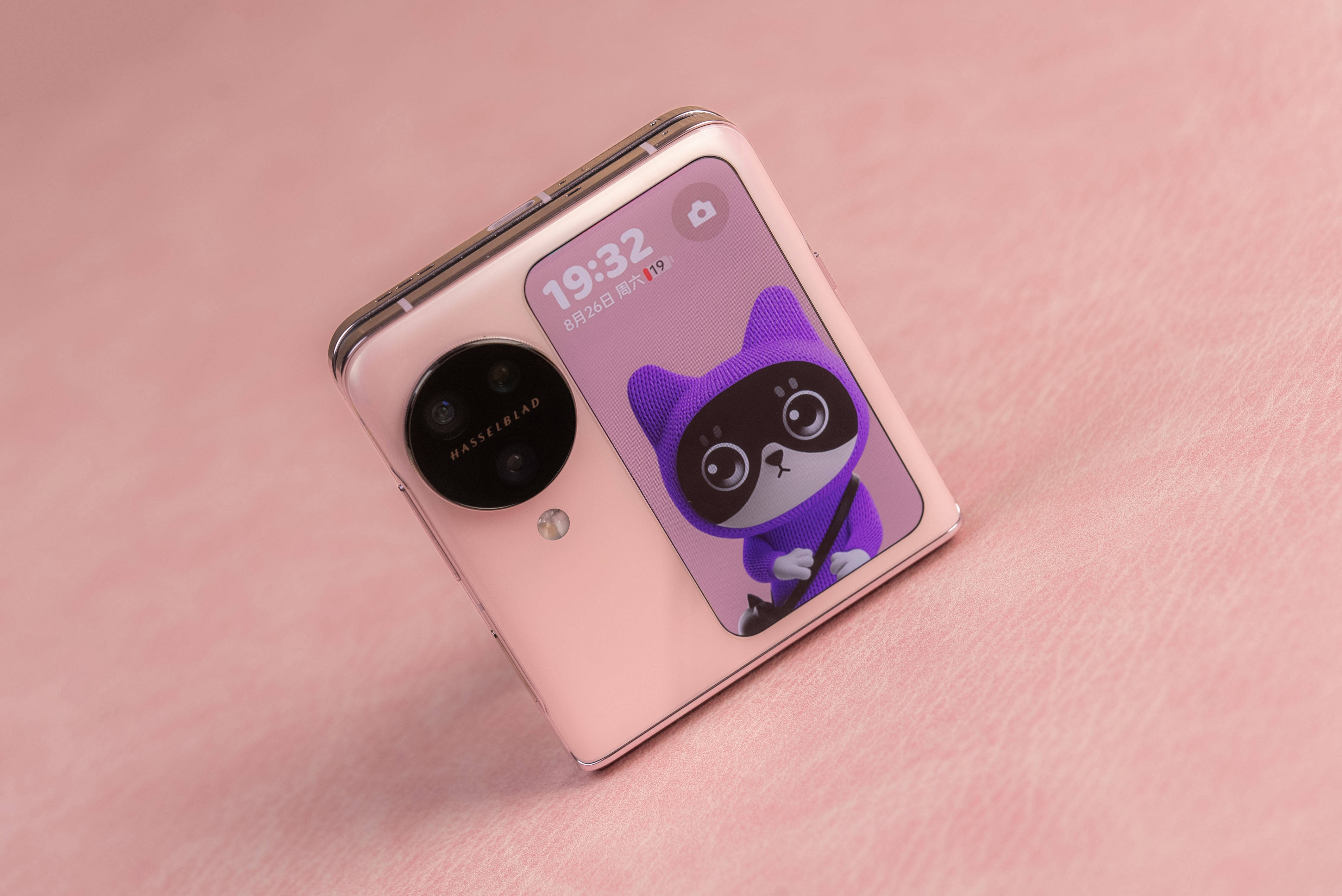 oppo find n3 flip薄雾玫瑰图赏:一眼心动的小粉折叠_应用_玻璃_信息