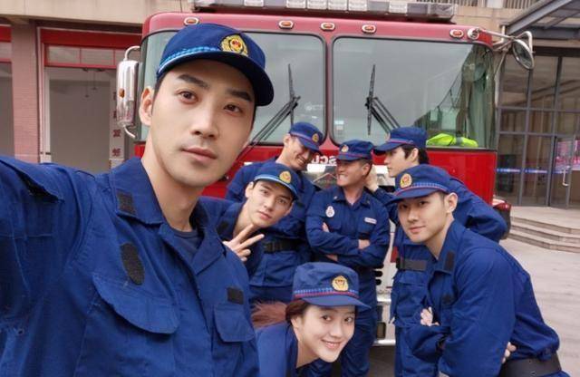 因《声入人心》成名,第一部戏和龚俊合作,他还参演了杨紫新剧_陆宇鹏