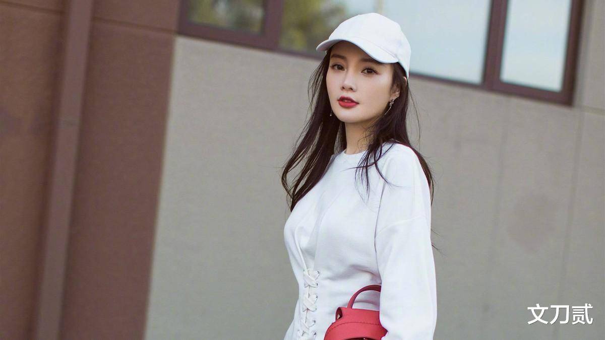 李小璐身后,那些进入她世界里的人,只不过都是过客而已_李晨_贾乃亮