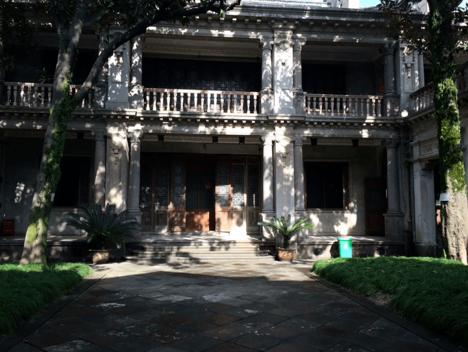 虞氏旧宅系"民国奇人"虞洽卿的故居,始建于1916年,前三进为中国传统