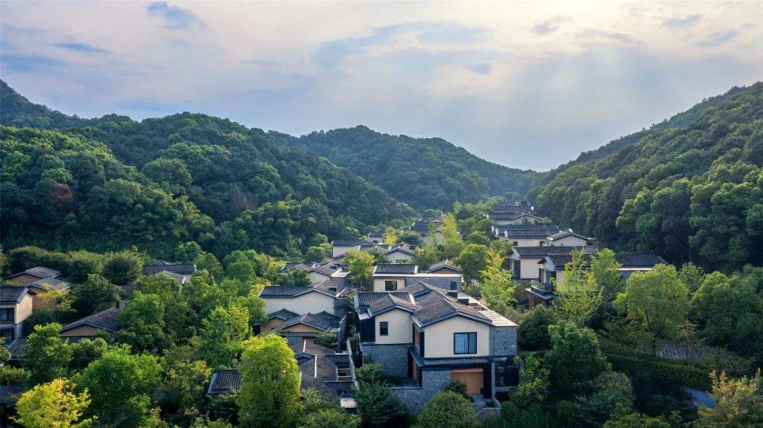 跨山见城,隐于山谷间,这是湘湖逍遥庄园如此迷人的不二法门_别墅区