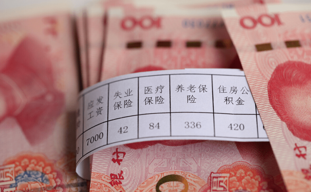 医药反腐风暴中的「普通医生」们,一边抱怨一边担心_医疗_收入_薪酬