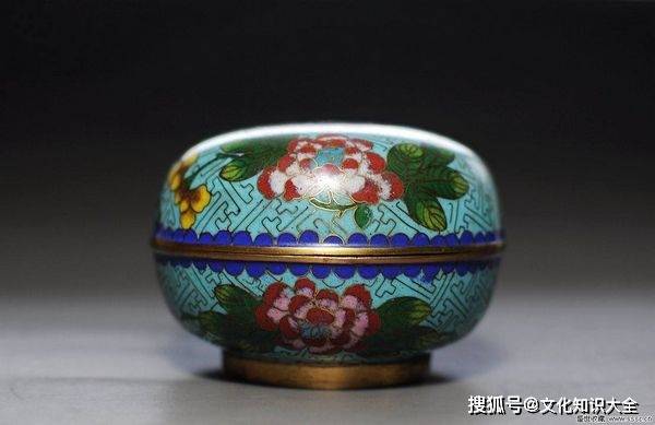 细聊乾隆珐琅彩瓷器的鉴定特征_搜狐网