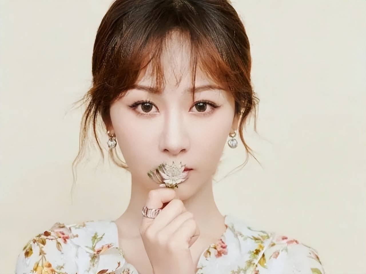 没有身材焦虑,杨紫的这番发言,自信而又美丽_演技_观众_明星