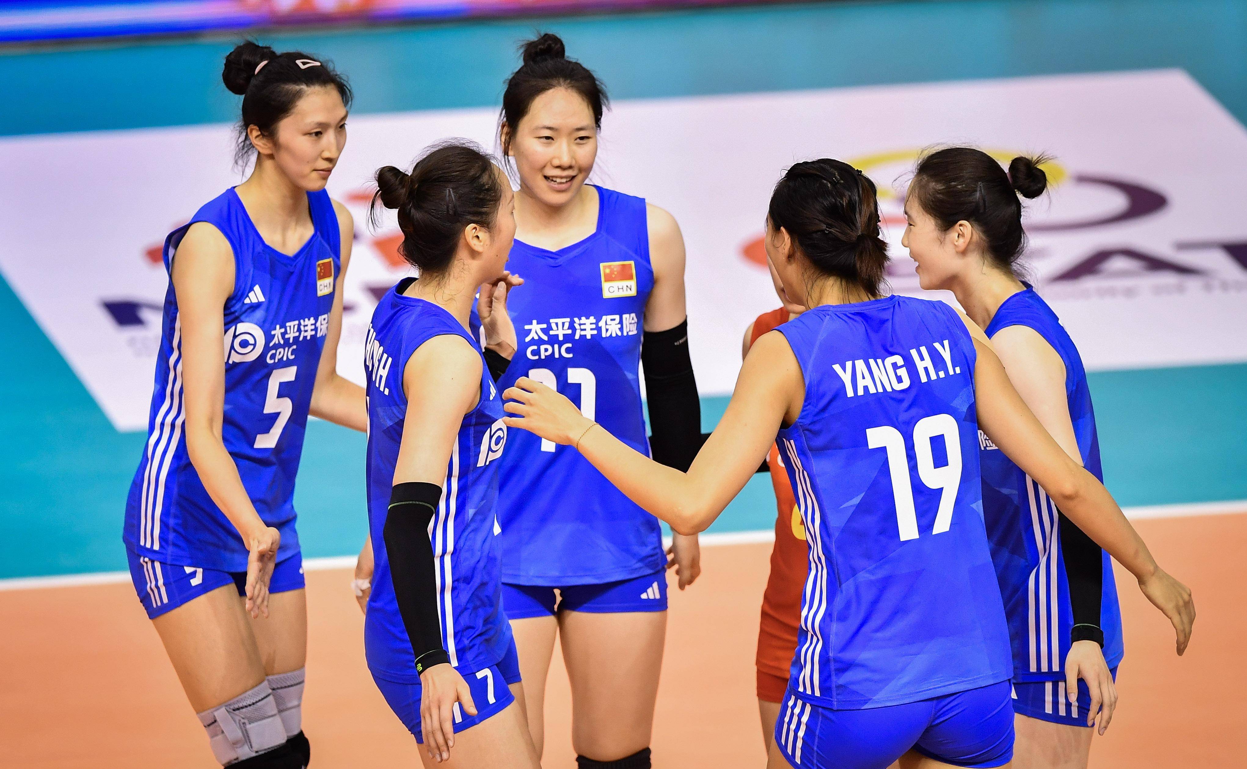 女排20岁主攻手闪耀亚锦赛,李盈莹对角又有新选择_吴梦洁_中国女排