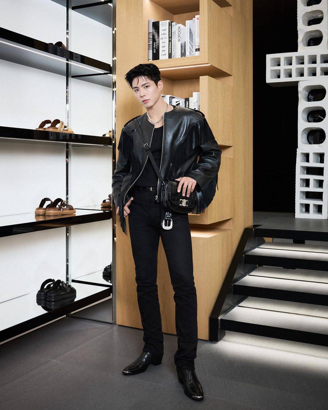 名字来由很特别的艺人 #11:iu 李知恩我们 iu 不管艺名,还是本名,其实