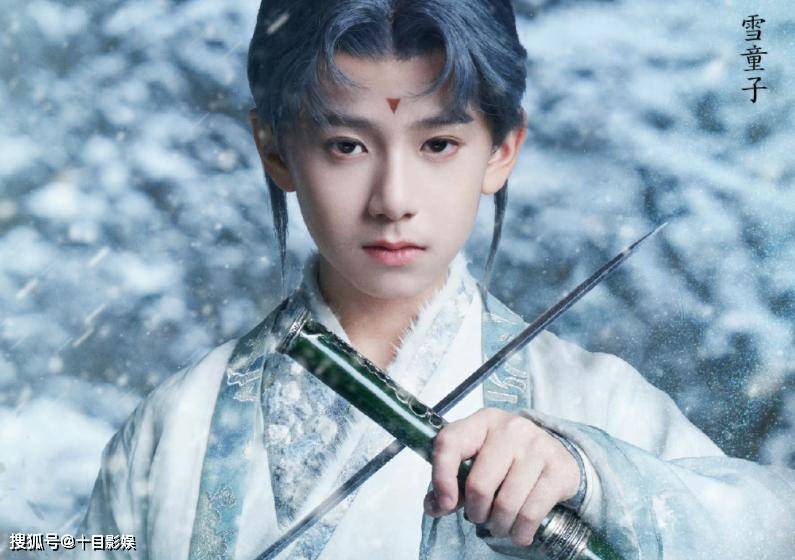 雪童子介绍,性别男,发色非纯黑,面部特征剑眉星目,眉心一点朱砂痣