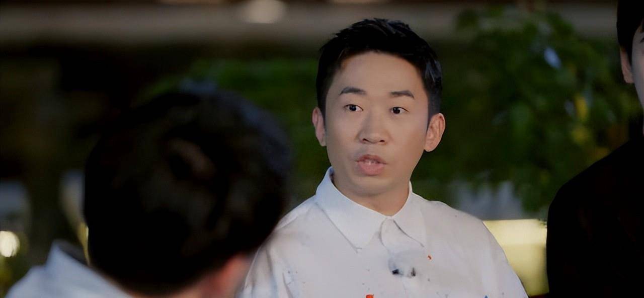 杨迪个人信息泄露,照片,地址,学历全部泄露,为了自保被迫换手机号码?