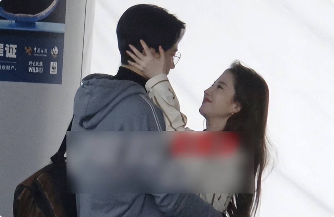 刘亦菲与37岁男星演情侣!