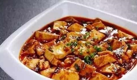 日本人眼中最好吃的中国菜,它"排名第一",吃法却让国人很费解_饺子