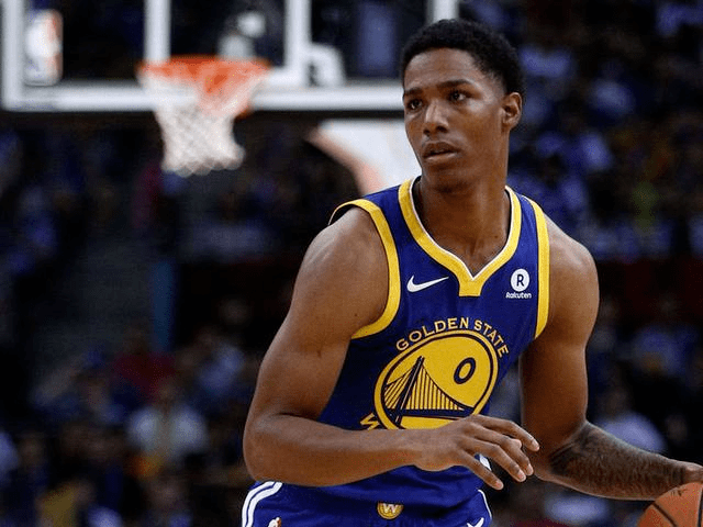 三连冠到失业,勇士旧将麦考因签约欧洲球队被拒,28岁就无球可打_球员