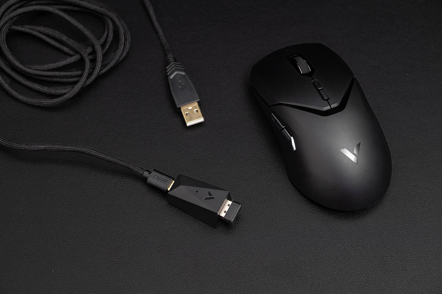 68g轻量化设计，可扩展4K回报率，雷柏VT9PRO双模游戏鼠标体验