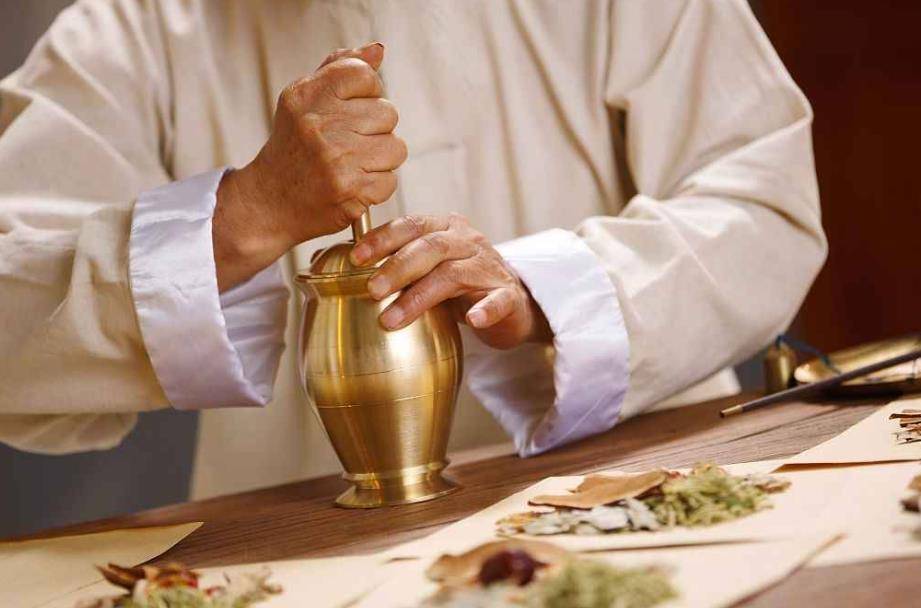 看中医专家杨畅怎么说!_患者_治疗_进行