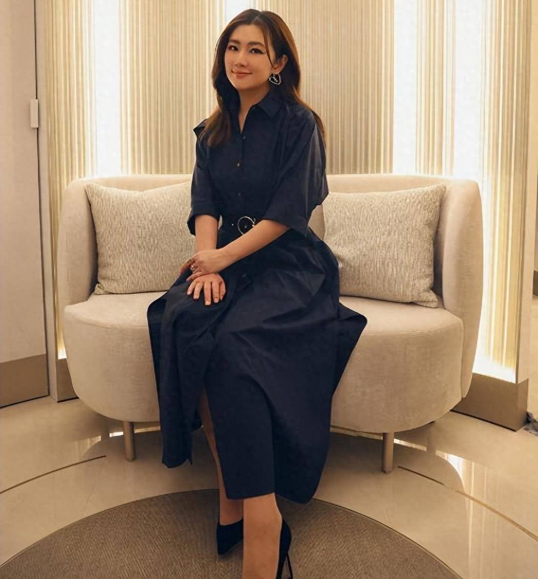 任家萱宣布入院待产,透露儿子体重近8斤,陈嘉桦田馥甄将陪产_生产_小