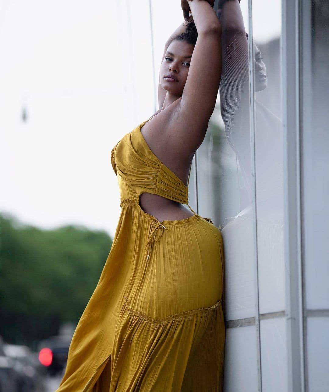 身材曲线优美,散发着性感魅力_莱斯利_照片_主义者