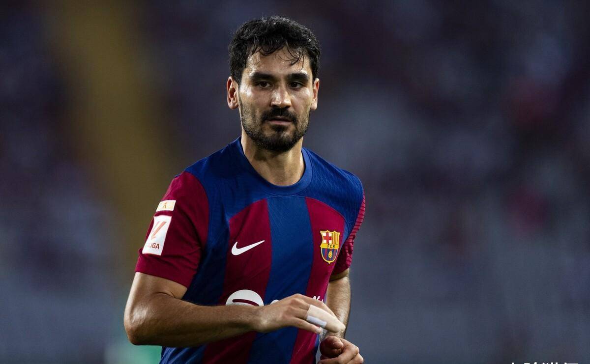 伊尔凯·京多安透露离开曼城的原因_球员_巴塞罗那_合同