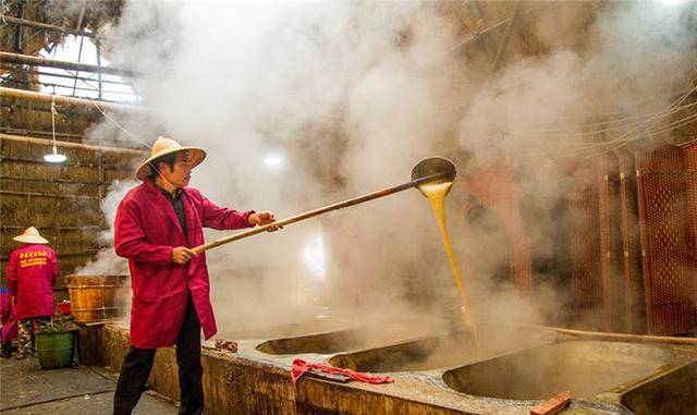 黄泥压到糖之上,糖就变白,明代周環《兴化府志》是目前已知最早记录黄