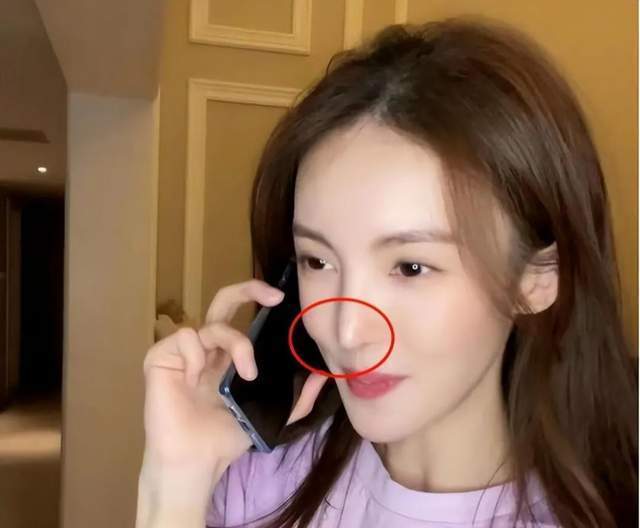 赵露思变脸惊人!