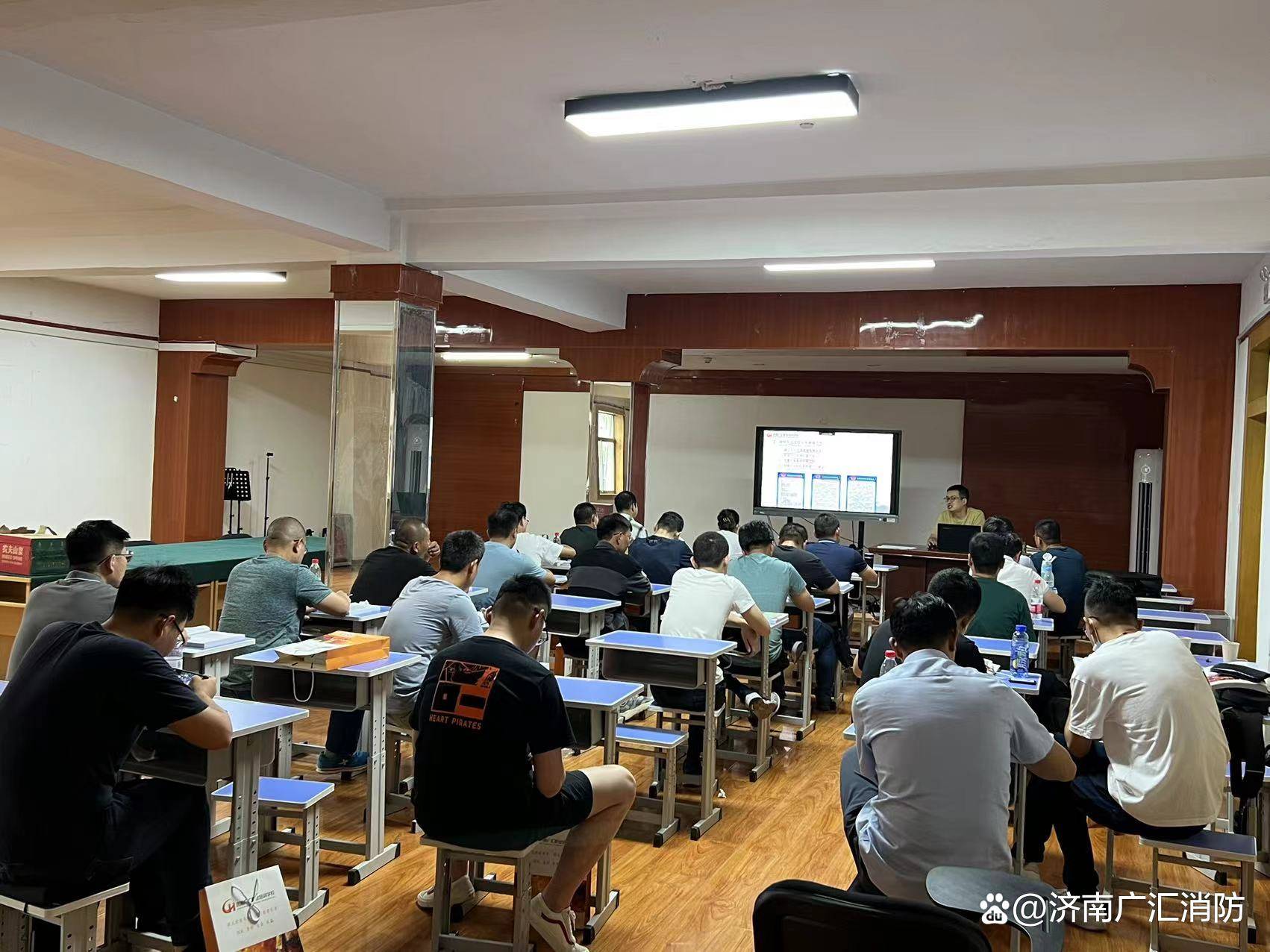 消防设施操作员证书怎么考 报考总费用是多少钱