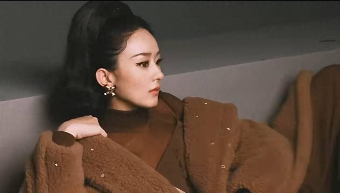 赵丽颖9月拍摄大片花絮曝光,造型致敬奥黛丽赫本,太漂亮了_内心_个人